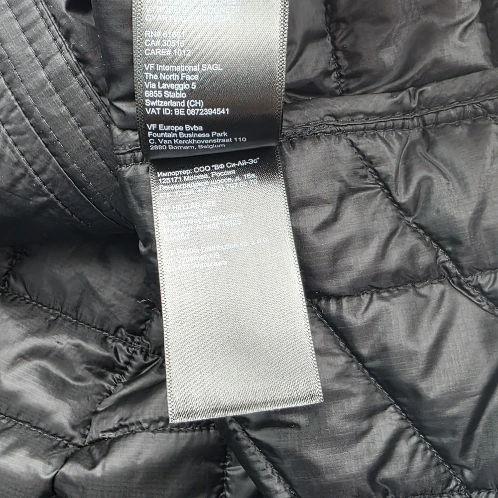 The North‎ Face Men's L Thermoball Eco Quilted Puffer Vest Kroll Business Logo
